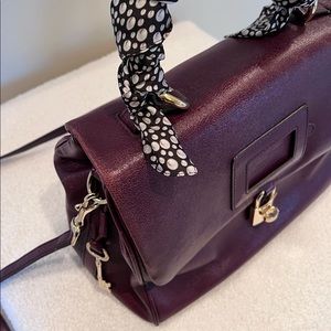 //SOLD// Dolce and Gabbana bag. Authentic. leather. Handbag. Crossbody